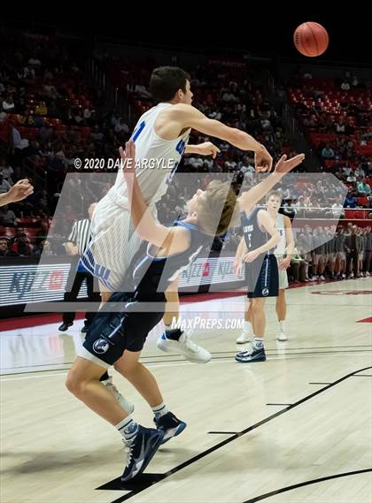 Thumbnail 3 in Fremont vs. Layton (UHSAA 6A Semifinal) photogallery.