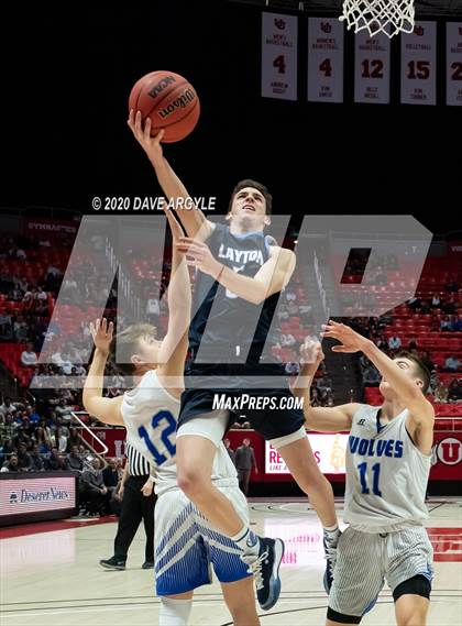 Thumbnail 2 in Fremont vs. Layton (UHSAA 6A Semifinal) photogallery.