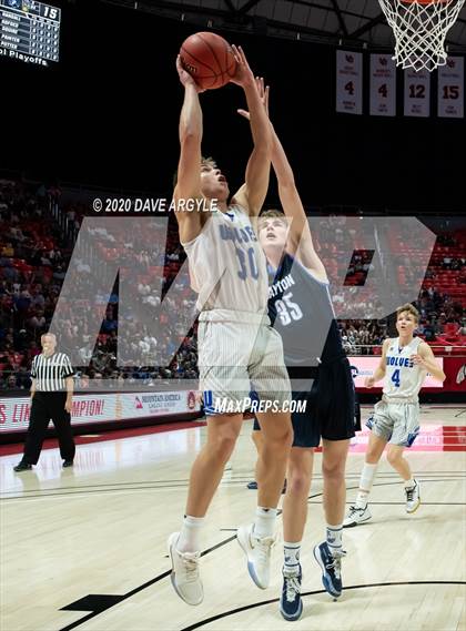 Thumbnail 3 in Fremont vs. Layton (UHSAA 6A Semifinal) photogallery.