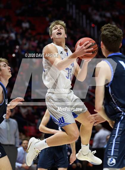 Thumbnail 1 in Fremont vs. Layton (UHSAA 6A Semifinal) photogallery.