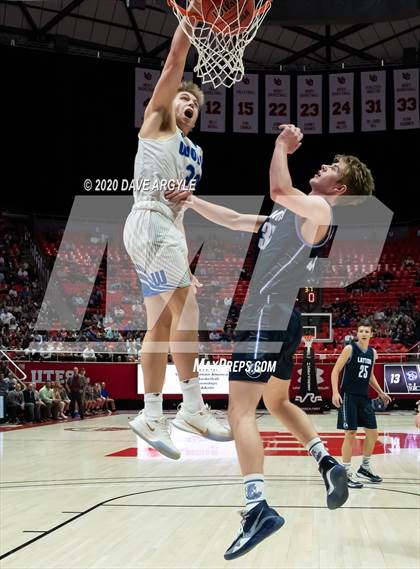 Thumbnail 1 in Fremont vs. Layton (UHSAA 6A Semifinal) photogallery.