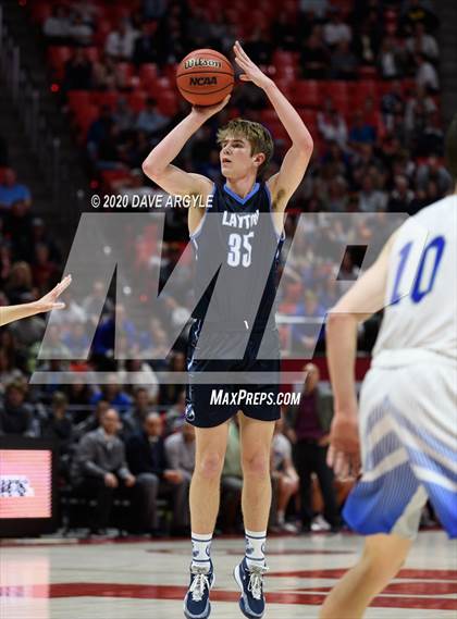 Thumbnail 2 in Fremont vs. Layton (UHSAA 6A Semifinal) photogallery.