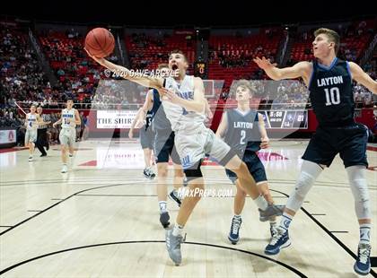 Thumbnail 1 in Fremont vs. Layton (UHSAA 6A Semifinal) photogallery.