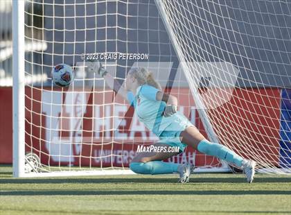 Thumbnail 1 in Brighton vs. Bountiful (UHSAA 5A Semifinals) photogallery.