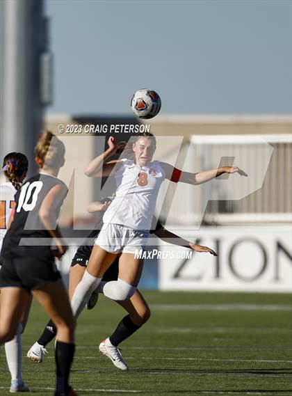 Thumbnail 1 in Brighton vs. Bountiful (UHSAA 5A Semifinals) photogallery.