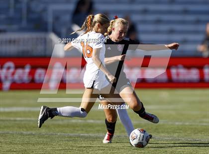 Thumbnail 2 in Brighton vs. Bountiful (UHSAA 5A Semifinals) photogallery.