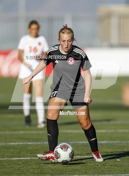 Thumbnail 3 in Brighton vs. Bountiful (UHSAA 5A Semifinals) photogallery.