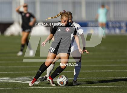 Thumbnail 3 in Brighton vs. Bountiful (UHSAA 5A Semifinals) photogallery.