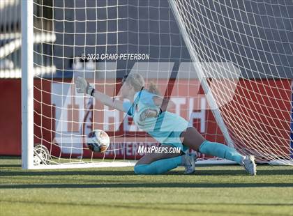 Thumbnail 2 in Brighton vs. Bountiful (UHSAA 5A Semifinals) photogallery.