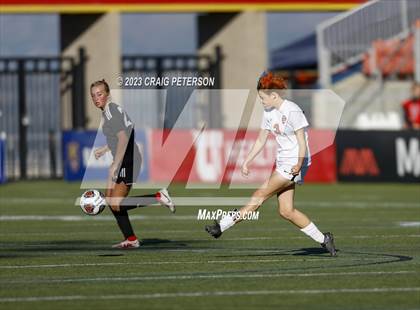 Thumbnail 2 in Brighton vs. Bountiful (UHSAA 5A Semifinals) photogallery.