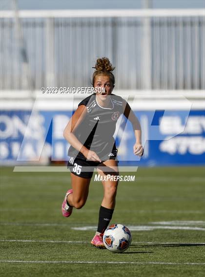 Thumbnail 1 in Brighton vs. Bountiful (UHSAA 5A Semifinals) photogallery.
