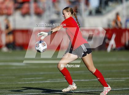 Thumbnail 2 in Brighton vs. Bountiful (UHSAA 5A Semifinals) photogallery.