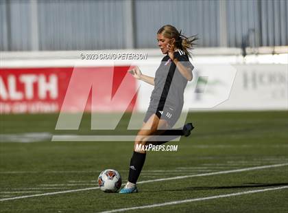 Thumbnail 2 in Brighton vs. Bountiful (UHSAA 5A Semifinals) photogallery.