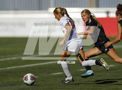 Thumbnail 1 in Brighton vs. Bountiful (UHSAA 5A Semifinals) photogallery.