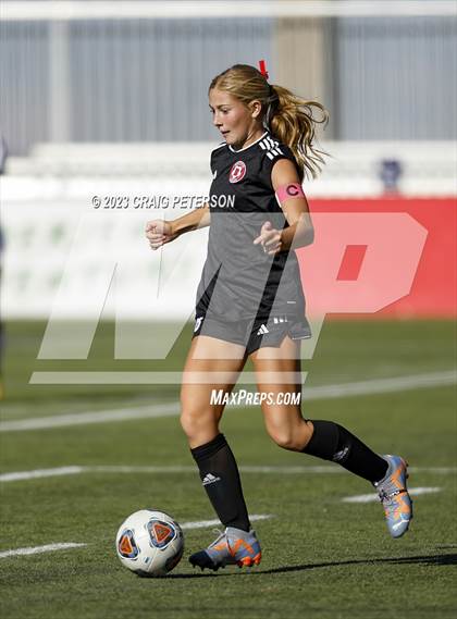 Thumbnail 1 in Brighton vs. Bountiful (UHSAA 5A Semifinals) photogallery.