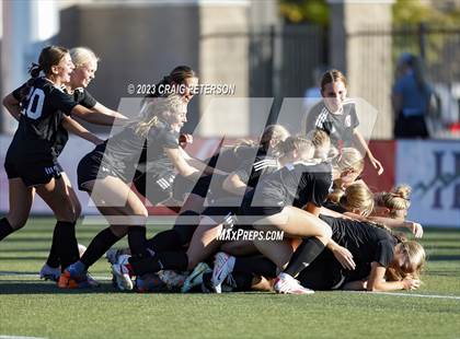 Thumbnail 1 in Brighton vs. Bountiful (UHSAA 5A Semifinals) photogallery.