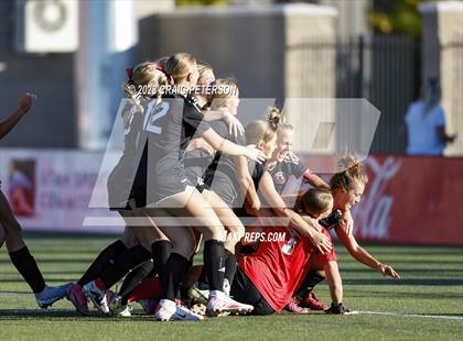 Thumbnail 3 in Brighton vs. Bountiful (UHSAA 5A Semifinals) photogallery.