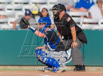 Thumbnail 2 in Alamo Heights vs Calallen (UIL 5A Regional Semifinal) photogallery.