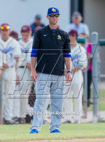 Thumbnail 3 in Alamo Heights vs Calallen (UIL 5A Regional Semifinal) photogallery.