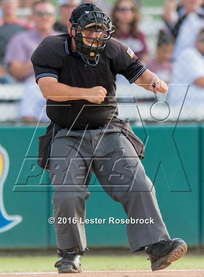 Thumbnail 2 in Alamo Heights vs Calallen (UIL 5A Regional Semifinal) photogallery.