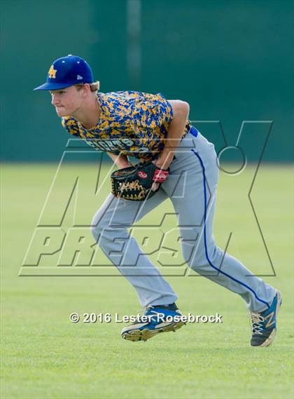 Thumbnail 2 in Alamo Heights vs Calallen (UIL 5A Regional Semifinal) photogallery.