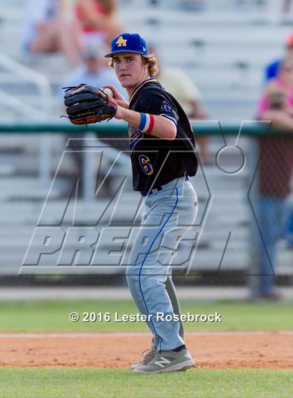 Thumbnail 1 in Alamo Heights vs Calallen (UIL 5A Regional Semifinal) photogallery.