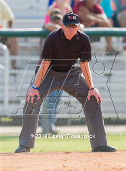 Thumbnail 1 in Alamo Heights vs Calallen (UIL 5A Regional Semifinal) photogallery.
