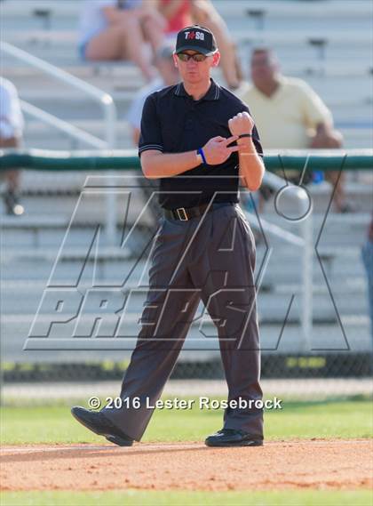 Thumbnail 3 in Alamo Heights vs Calallen (UIL 5A Regional Semifinal) photogallery.