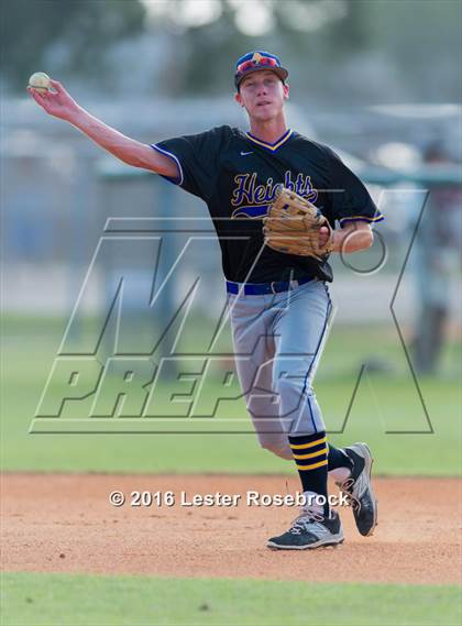 Thumbnail 2 in Alamo Heights vs Calallen (UIL 5A Regional Semifinal) photogallery.