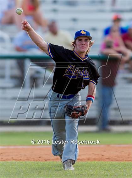 Thumbnail 3 in Alamo Heights vs Calallen (UIL 5A Regional Semifinal) photogallery.
