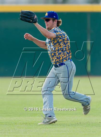 Thumbnail 2 in Alamo Heights vs Calallen (UIL 5A Regional Semifinal) photogallery.