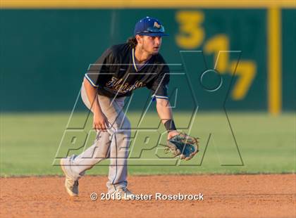 Thumbnail 3 in Alamo Heights vs Calallen (UIL 5A Regional Semifinal) photogallery.