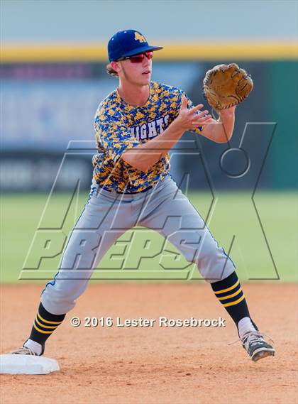 Thumbnail 2 in Alamo Heights vs Calallen (UIL 5A Regional Semifinal) photogallery.