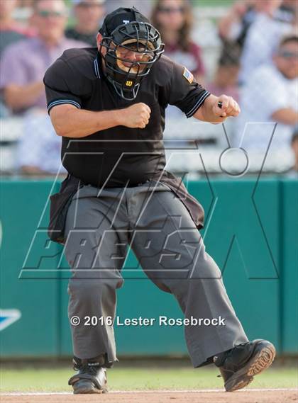 Thumbnail 1 in Alamo Heights vs Calallen (UIL 5A Regional Semifinal) photogallery.