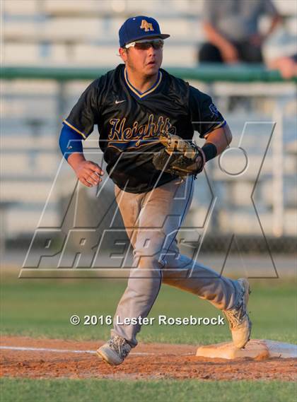 Thumbnail 3 in Alamo Heights vs Calallen (UIL 5A Regional Semifinal) photogallery.