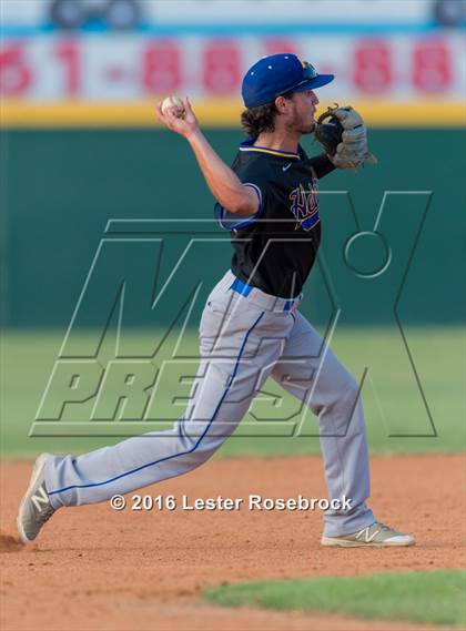 Thumbnail 1 in Alamo Heights vs Calallen (UIL 5A Regional Semifinal) photogallery.