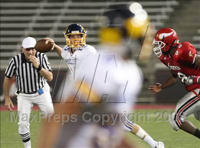 Thumbnail 2 in Archbishop Moeller vs. Princeton (Skyline Crosstown Showdown) photogallery.
