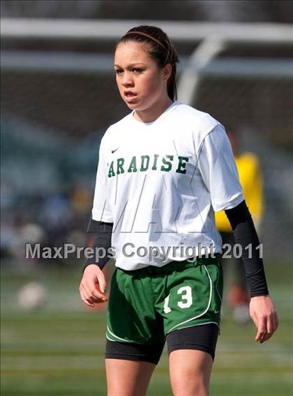 Thumbnail 3 in Paradise vs Drake (California Classic) photogallery.
