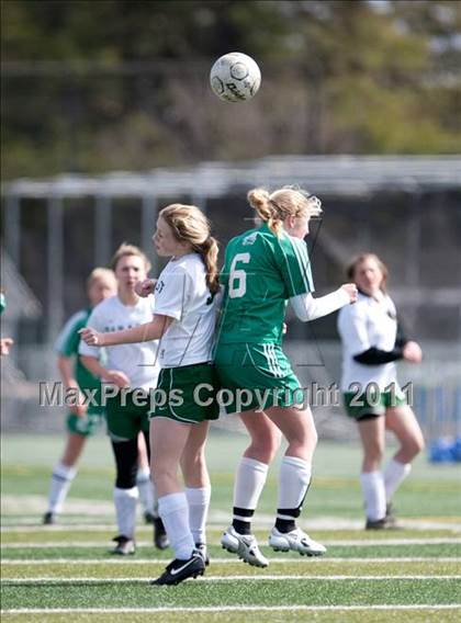 Thumbnail 2 in Paradise vs Drake (California Classic) photogallery.