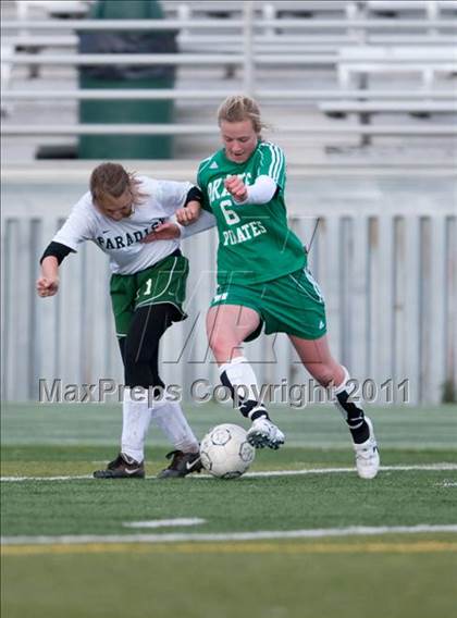 Thumbnail 1 in Paradise vs Drake (California Classic) photogallery.