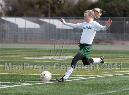 Thumbnail 3 in Paradise vs Drake (California Classic) photogallery.