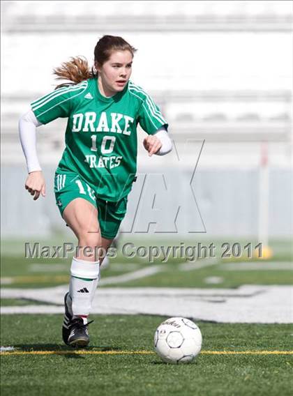 Thumbnail 3 in Paradise vs Drake (California Classic) photogallery.
