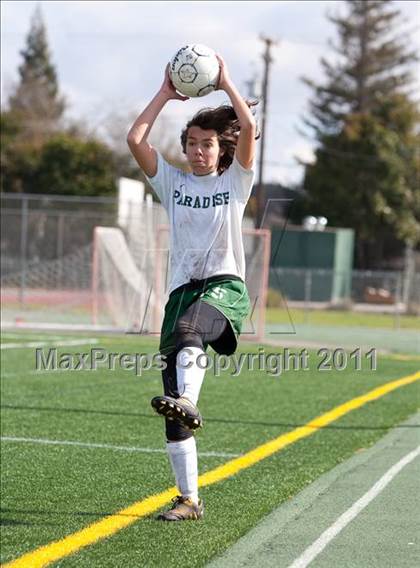 Thumbnail 1 in Paradise vs Drake (California Classic) photogallery.