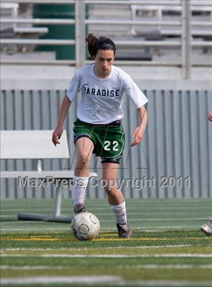 Thumbnail 3 in Paradise vs Drake (California Classic) photogallery.