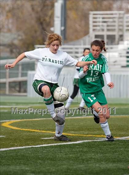 Thumbnail 2 in Paradise vs Drake (California Classic) photogallery.