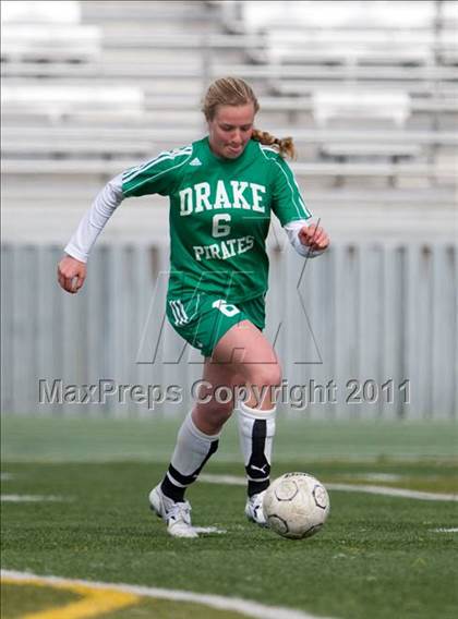 Thumbnail 3 in Paradise vs Drake (California Classic) photogallery.