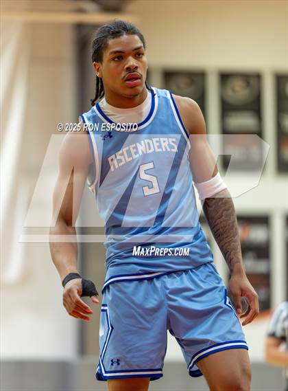 Thumbnail 3 in IMG Academy vs CIA Bella Vista ( Bob McKillop Invitational ) photogallery.