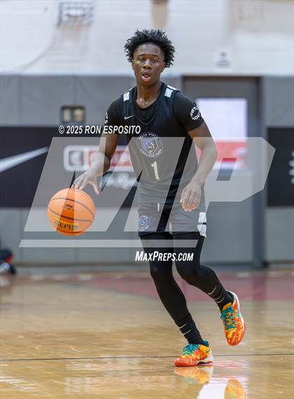 Thumbnail 2 in IMG Academy vs CIA Bella Vista ( Bob McKillop Invitational ) photogallery.