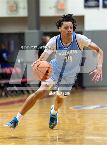 Thumbnail 2 in IMG Academy vs CIA Bella Vista ( Bob McKillop Invitational ) photogallery.