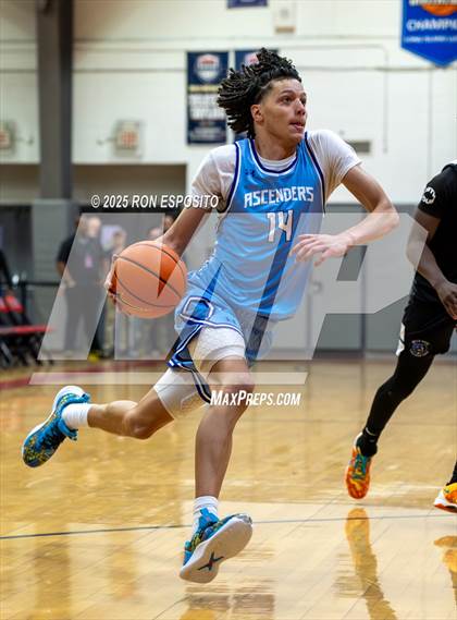 Thumbnail 3 in IMG Academy vs CIA Bella Vista ( Bob McKillop Invitational ) photogallery.